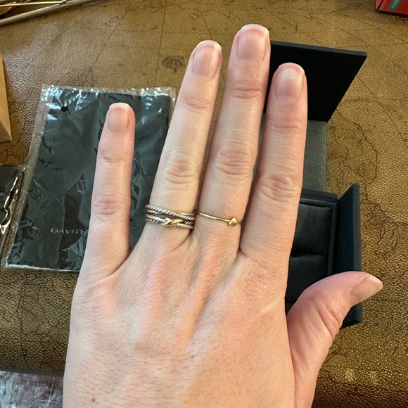 David Yurman Crossover Ring - Picture 3 of 15